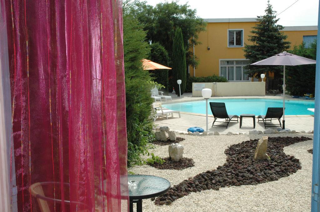 Logis La Cremaillere Montélimar Exterior foto